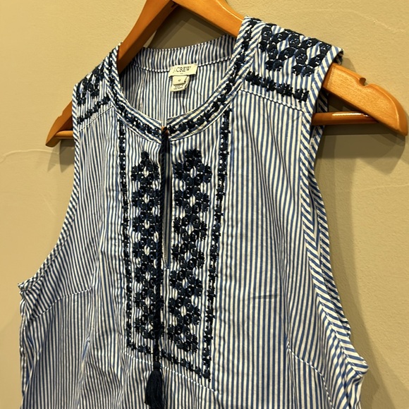 JCREW EUC blue and white stripped sleeveless top with blue embroidery size 10 - Picture 2 of 6